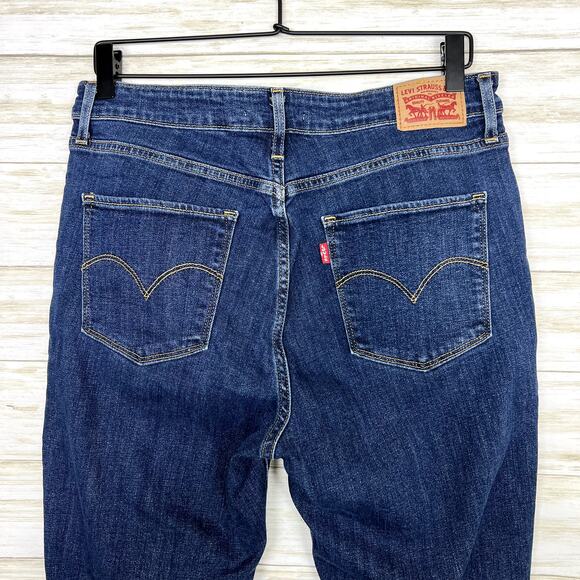 Levi's 721 High Rise Distressed Raw Hem Skinny Jeans - Picture 5 of 7